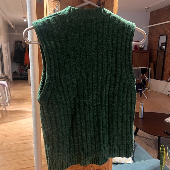 Ganni Dark Green Ribbed Sleeveless Sweater - Picture 3 of 4
